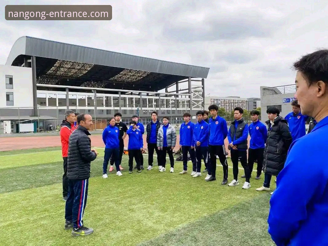 南宫NG怎么样安全吗 从裁判风波到国家队选帅:南宫NG体育球迷必备的赛事解读实用技巧
